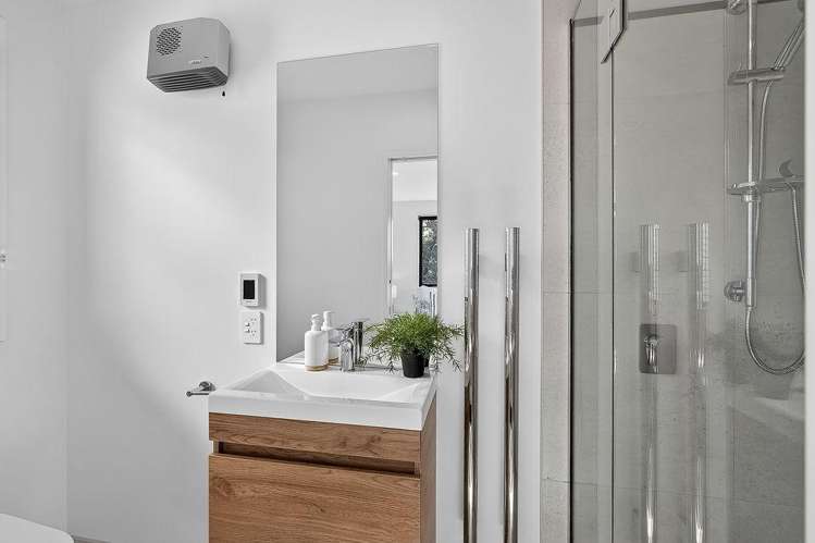 5/13 Goldsmith Place Waltham_14