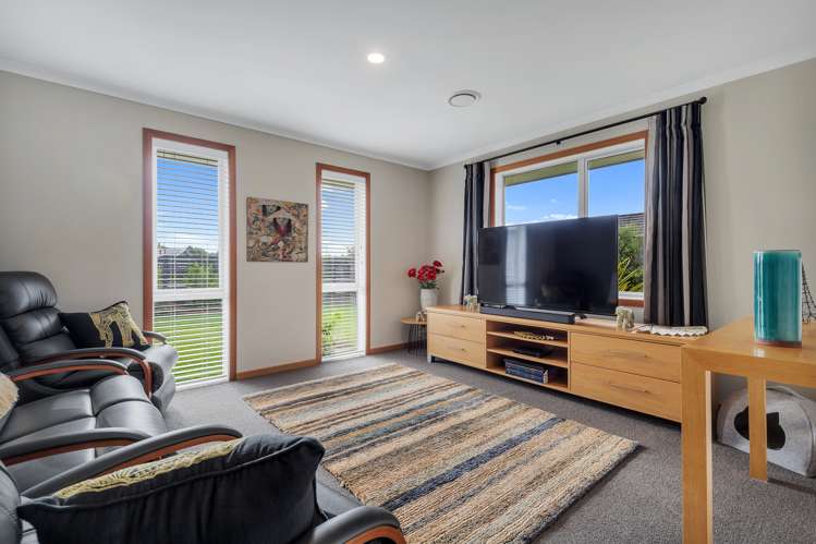 49 Curtis Street Stoke_9