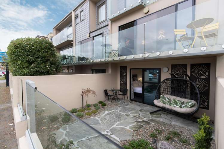 Unit 3, 20-26 Lake Esplanade Queenstown_13