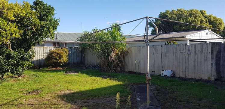 12 Mickle Street Te Atatu South_15