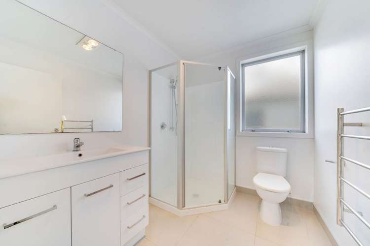 31 Hollowout Street Takanini_16