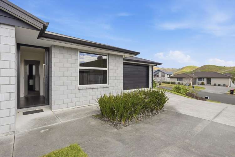 105 Ballintoy Park Drive Welcome Bay_12
