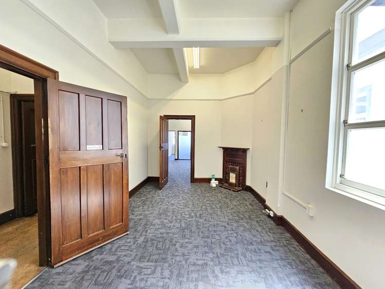 Suite J 92 Victoria Avenue_0