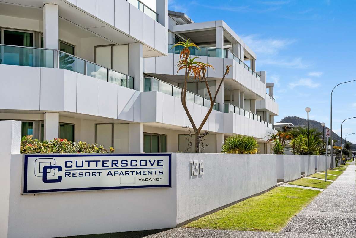 210/136 Marine Parade_0