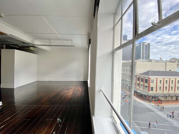 Suite 201/8 Commerce Street Auckland Central_4