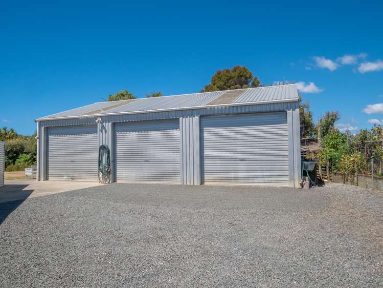 39 Seaview Road Cable Bay_30