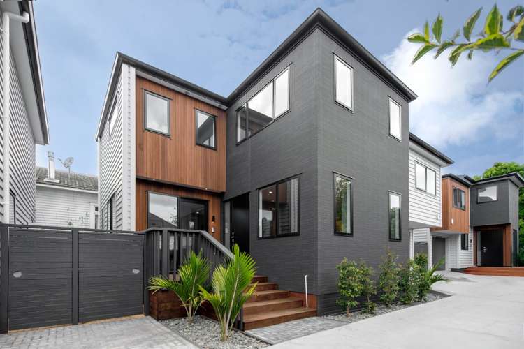 56B Ellerton Road_0