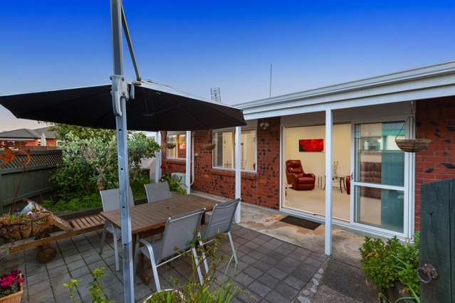 $799K! Location Plus! Nest or Invest - Orewa