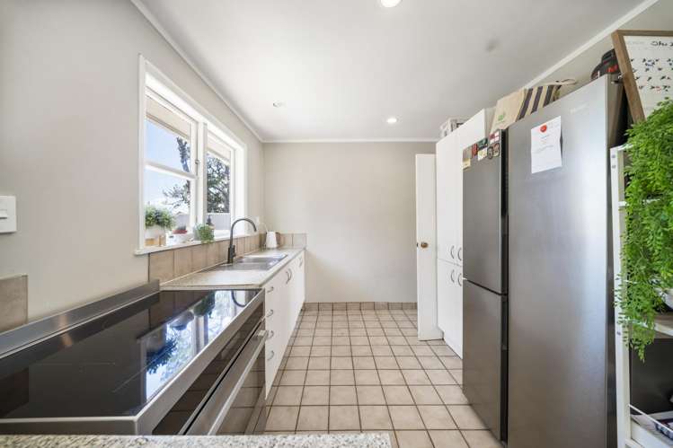 9/331 Royal Road Massey_4