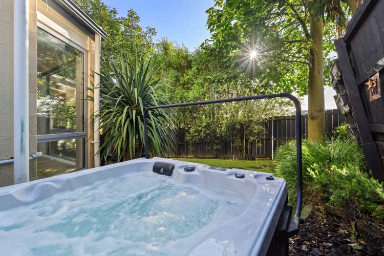 4b Voyager Drive Gulf Harbour_16