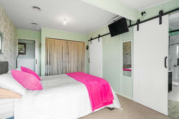 208 Port Road Whangamata_12