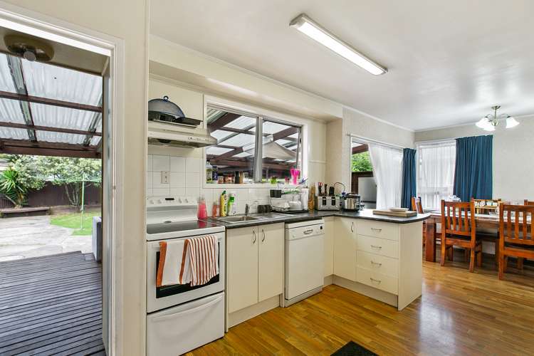 410 Roscommon Road Clendon Park_11