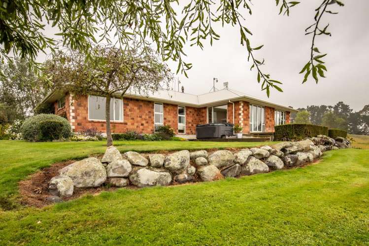 744 Motukaika Road Maungati_13