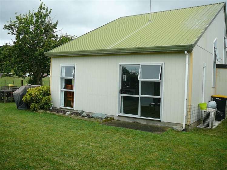 26b Washington Square Paeroa_15