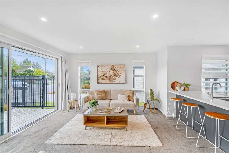 9/3 Nyoli Street Northcote_6