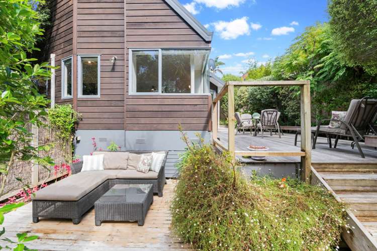 2/14 Matipo Road Mairangi Bay_21