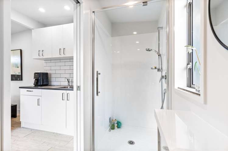 34 Holdens Road Henderson_43