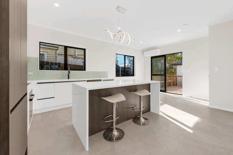 76A Ennis Avenue Pakuranga Heights_4