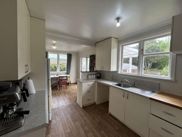 PAHIATUA - 3 BEDROOMS