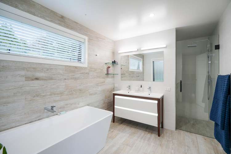 18 Ruru Avenue Otatara_12