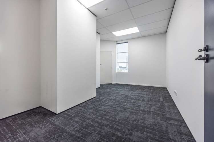 235 Broadway Newmarket_32