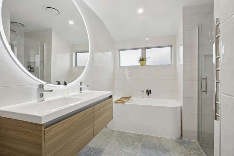 10 Meuse Lane Andersons Bay_13