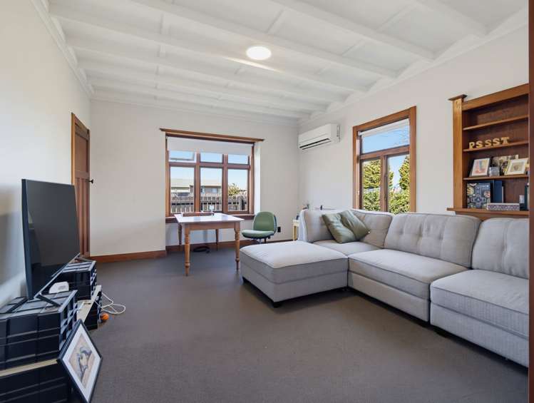 307 Riverslea Road South_3