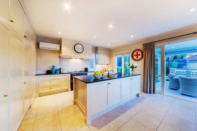 17 Kenley Heights Flat Bush_6