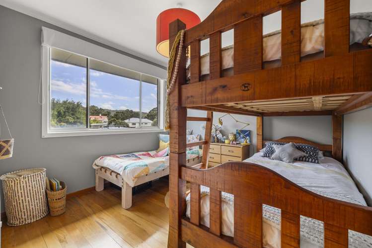 20 Wallis Street Raglan_13