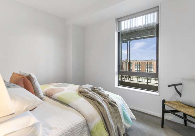 207/4 Bluegrey Avenue Stonefields_7