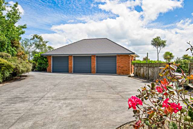 350 Macwhinney Drive Drury_2