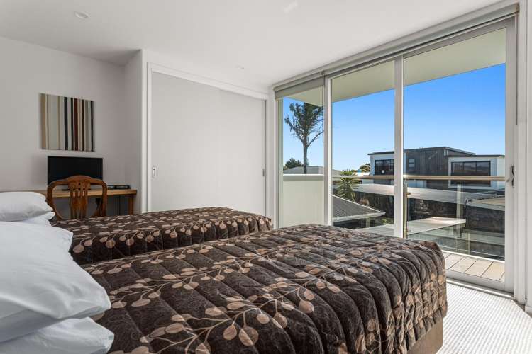 H1D/307 - 309 Harbour Road Ohope_13