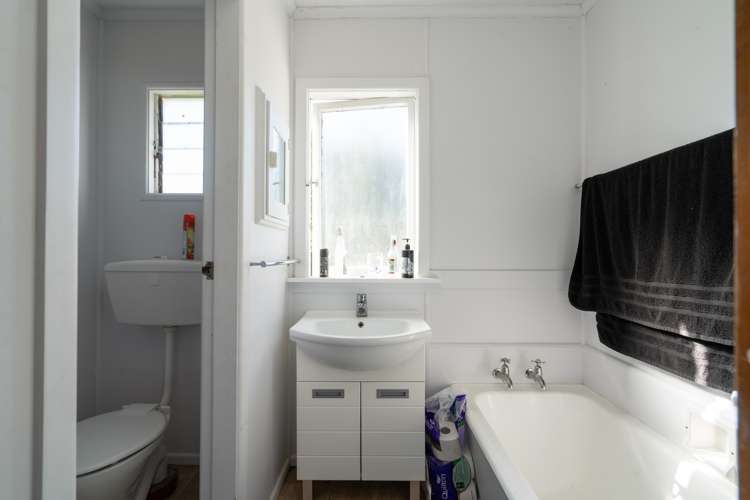 7 Motutere Avenue Taupo_8