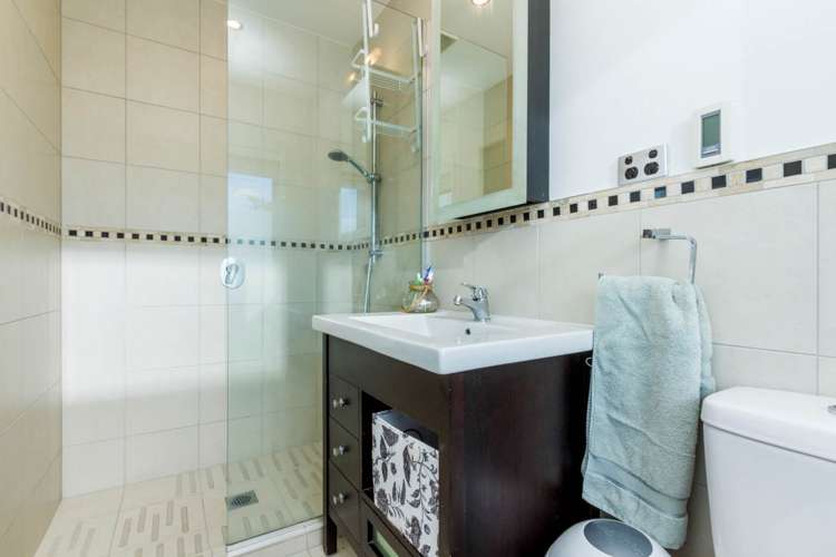 36 Rewi Street Torbay_33