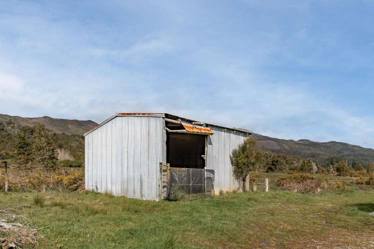 1244 Fairdown Road Waimangaroa_23