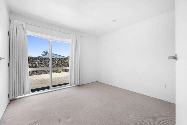 20 Tyrian Close Half Moon Bay_13