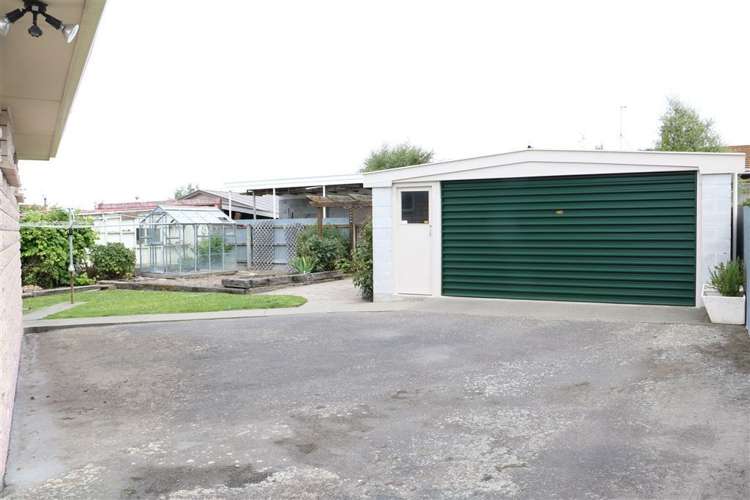 10 Pukatea Street Glenwood_16
