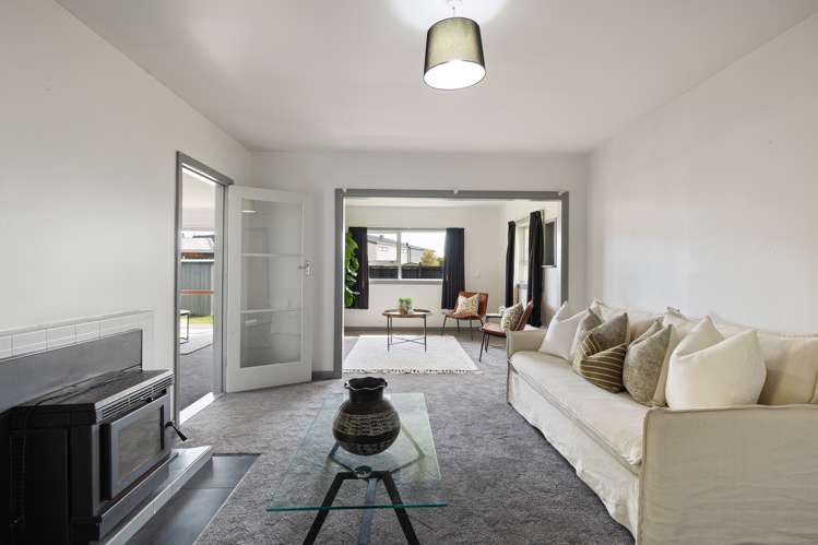 48 Vivian Street Burwood_5