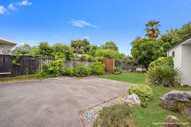 10 Neale Avenue Stoke_4