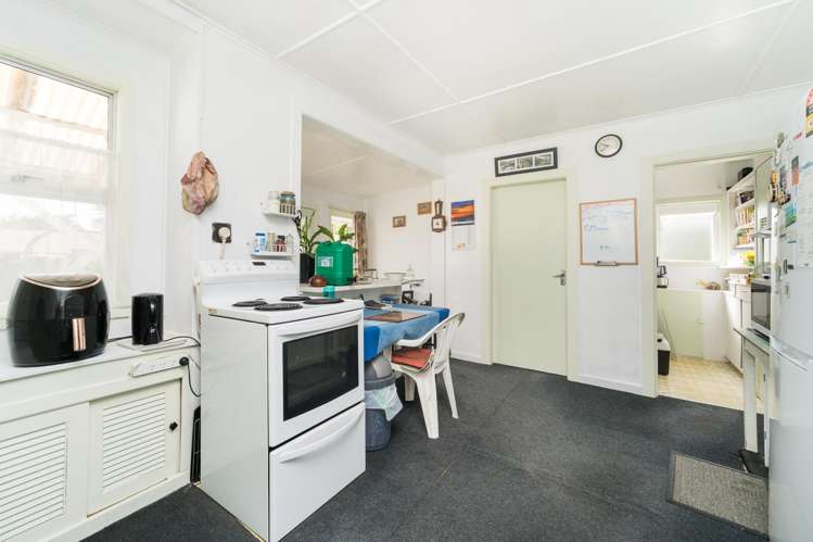 7 Lambert Street Marton_21