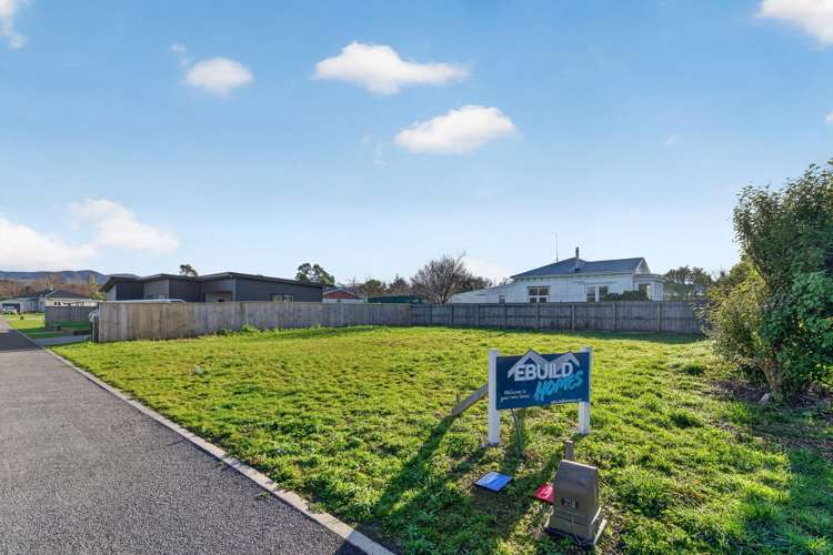 2 and 2A Macrocarpa Lane Carterton_8