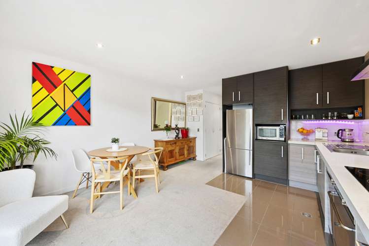 15/26 Wright Street Mount Cook_7