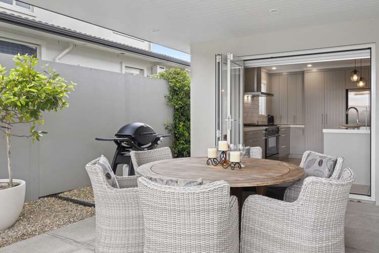 18 Armstrong Farm Drive East Tamaki Heights_6