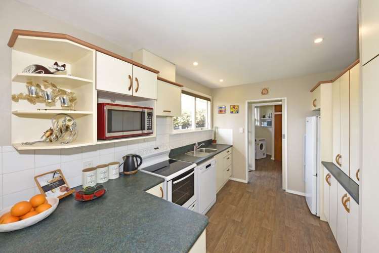 16 Harling Avenue Hillmorton_9