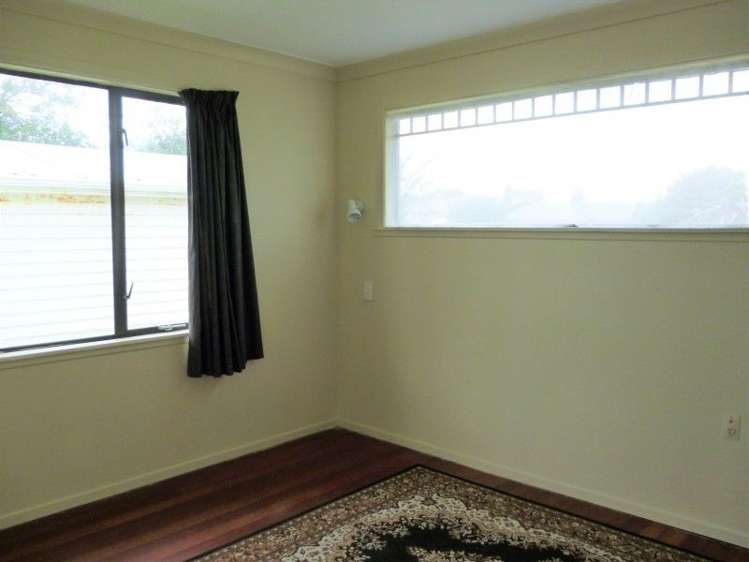 36 Fox Street Opunake_7