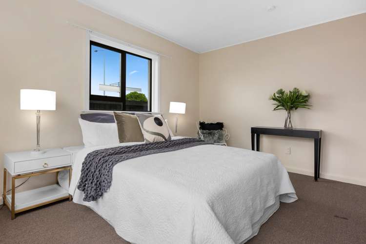 1/40 Grimseys Road Redwood_10