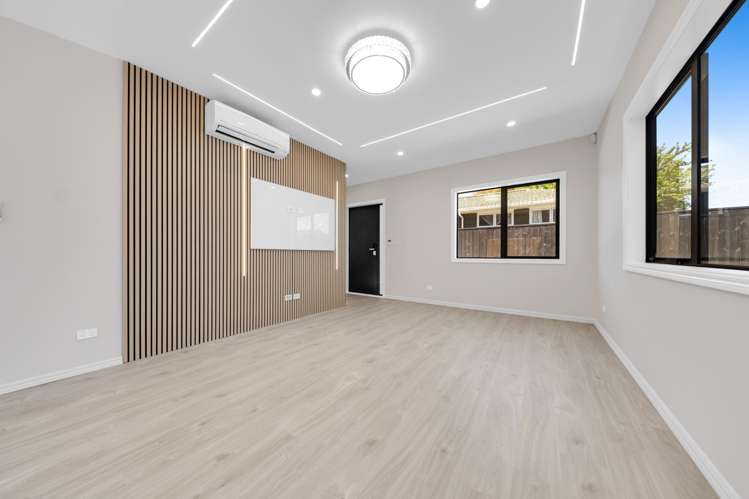 2/53 Hutchinsons Road Bucklands Beach_5