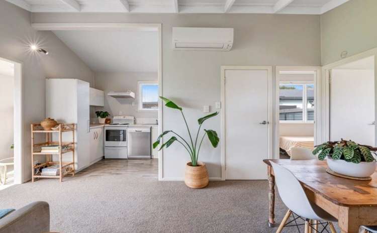 10 Rimu Road Stanmore Bay_5