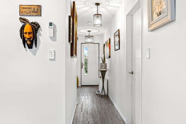 32 Minerva Crescent_5