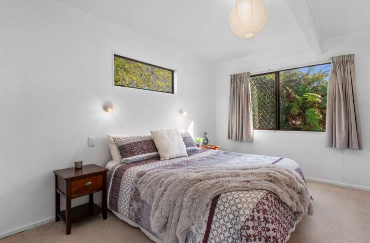 38e Robinson Avenue Holdens Bay_6